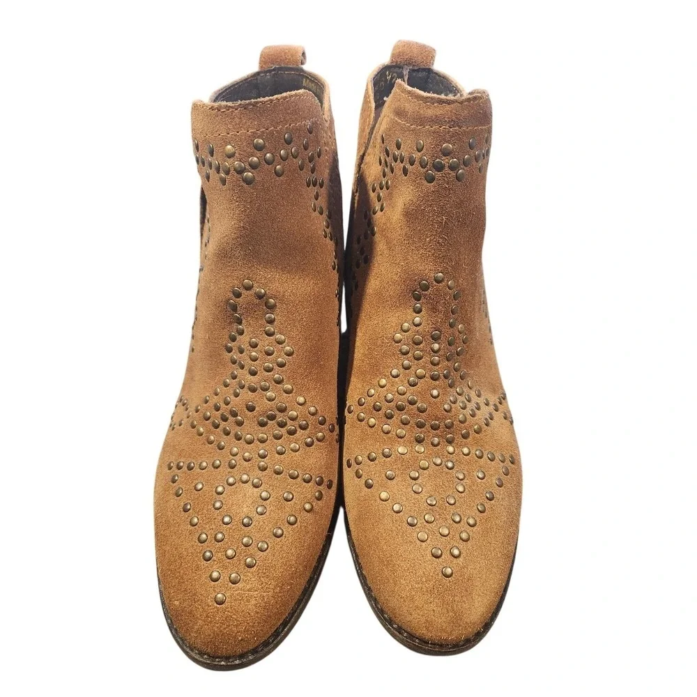 Sbicca Boots Womens Size 6.5 Brown Suede Leather Studded Western Ankle‎ Booties